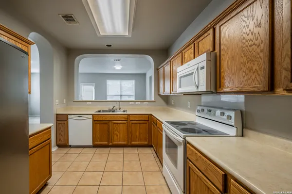 $1,750 | 6729 Biscay Bay, San Antonio, TX 78249