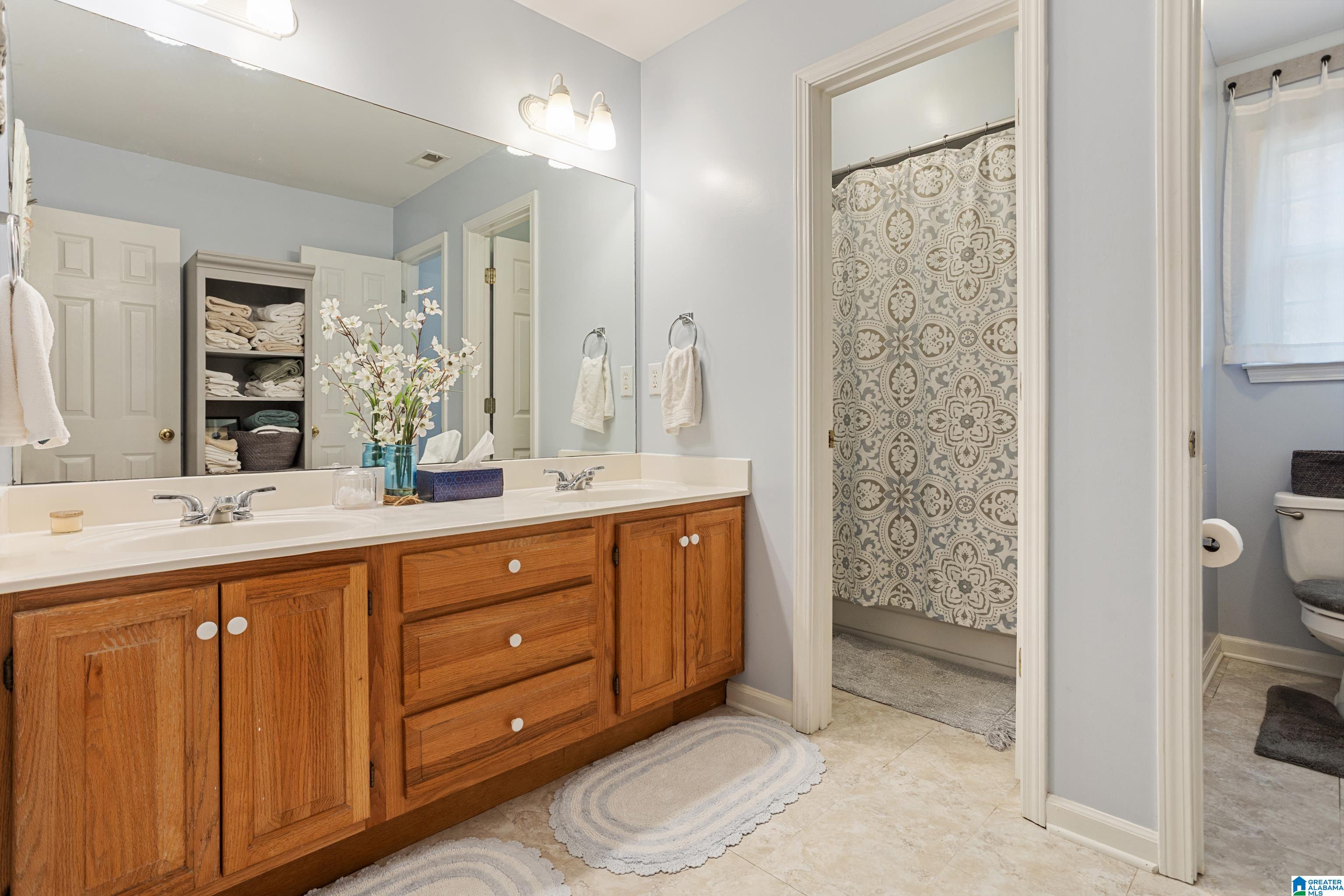 109 Longfeather Circle Alabaster, AL 35007 - Photo 31 of 49
