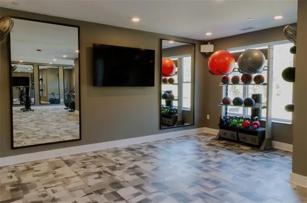 a view of livingroom with furniture