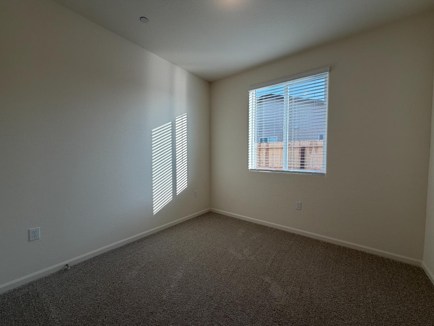 2173 North Renn Avenue Clovis, CA 93619 - Photo 23 of 30