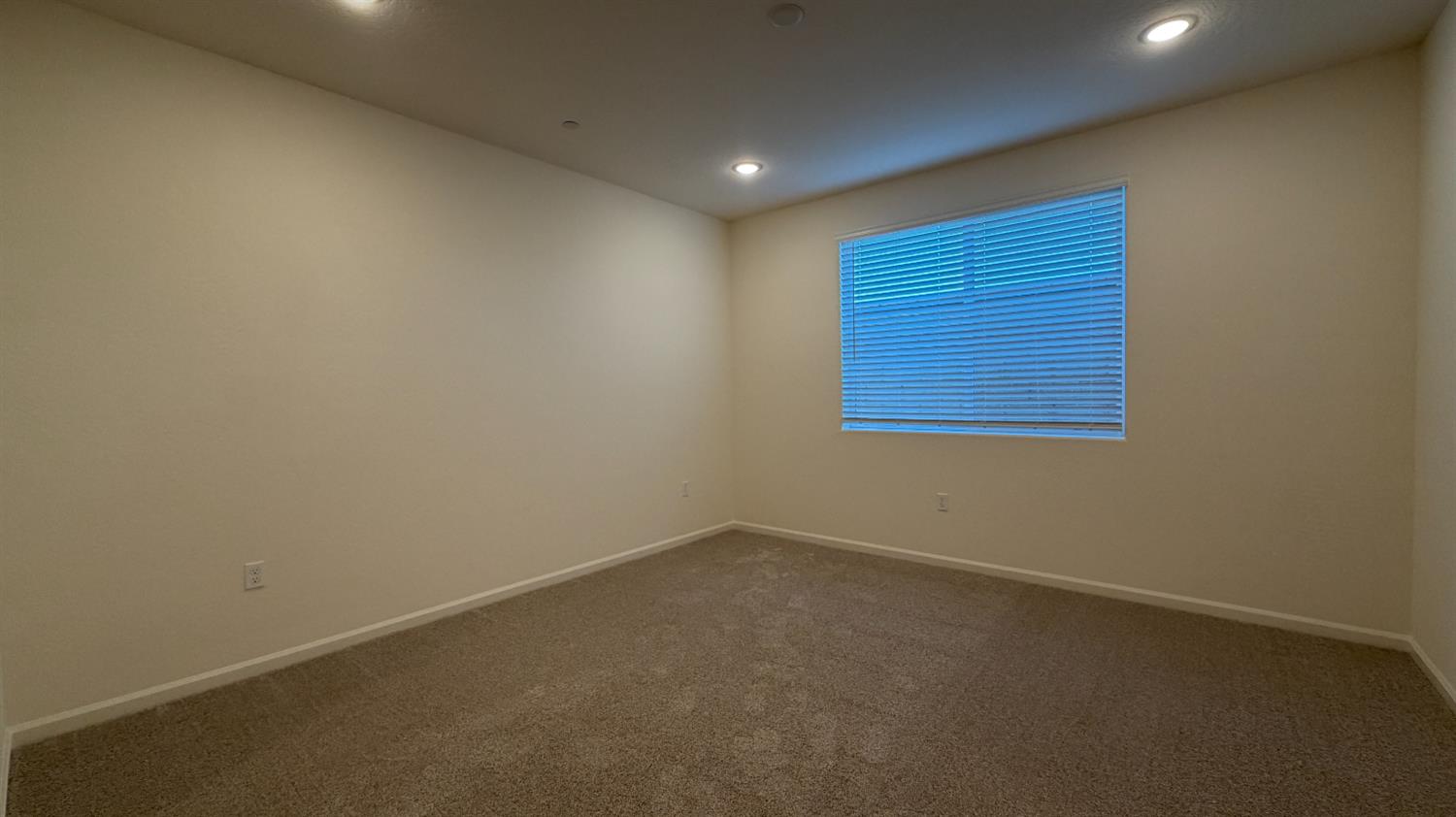 2173 North Renn Avenue Clovis, CA 93619 - Photo 24 of 30