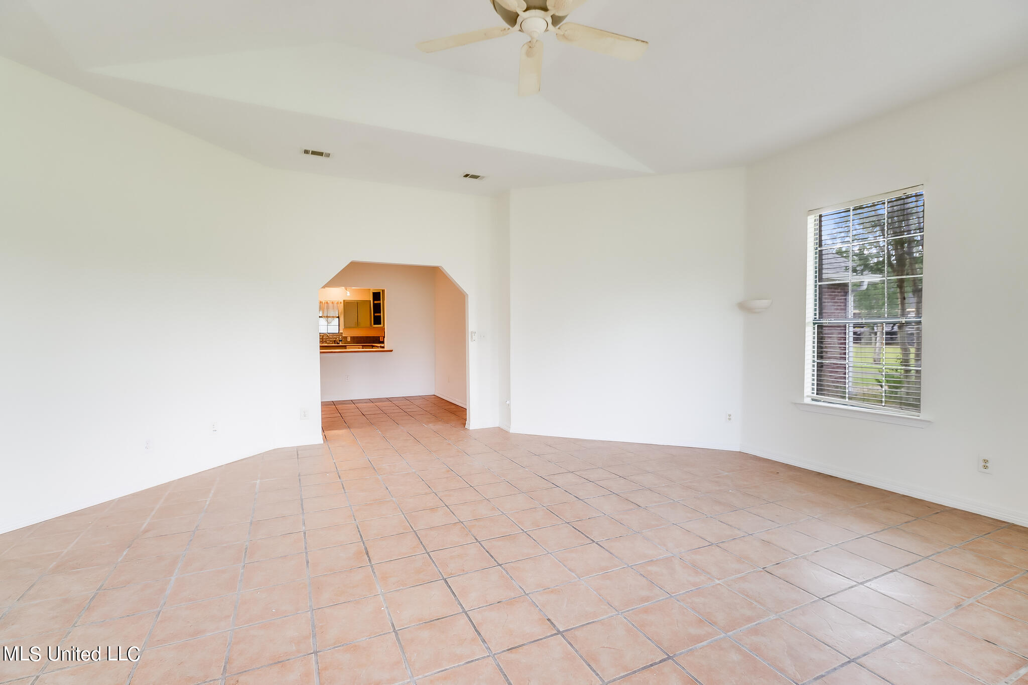 12104 Ridgeland Road Vancleave, MS 39565 - Photo 5 of 27 IMG_9753