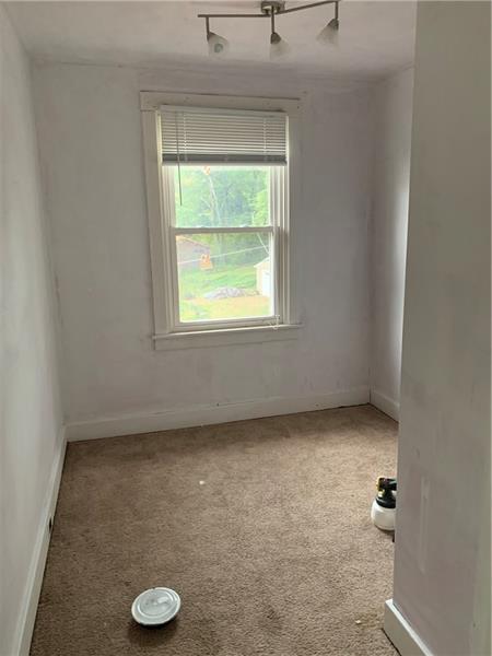 47 Woodside Road Pittsburgh, PA 15221 - Photo 11 of 21 Gallery Image 11