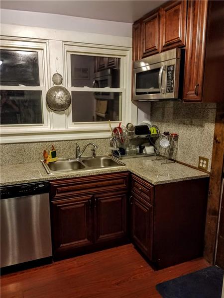 47 Woodside Road Pittsburgh, PA 15221 - Photo 8 of 21 Gallery Image 8