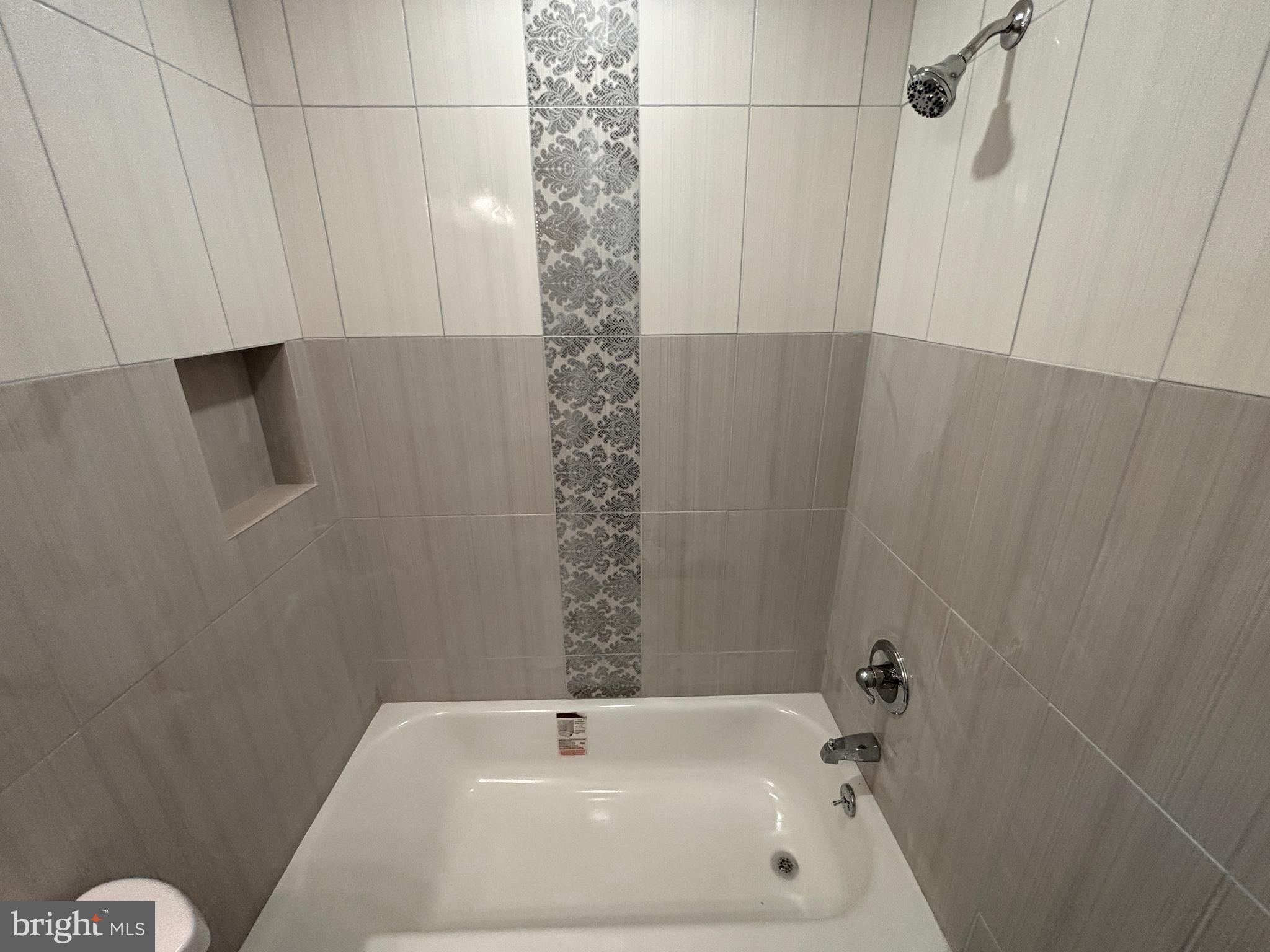 1616 North Redfield Street Philadelphia, PA 19151 - Photo 24 of 42 Hallway bathroom