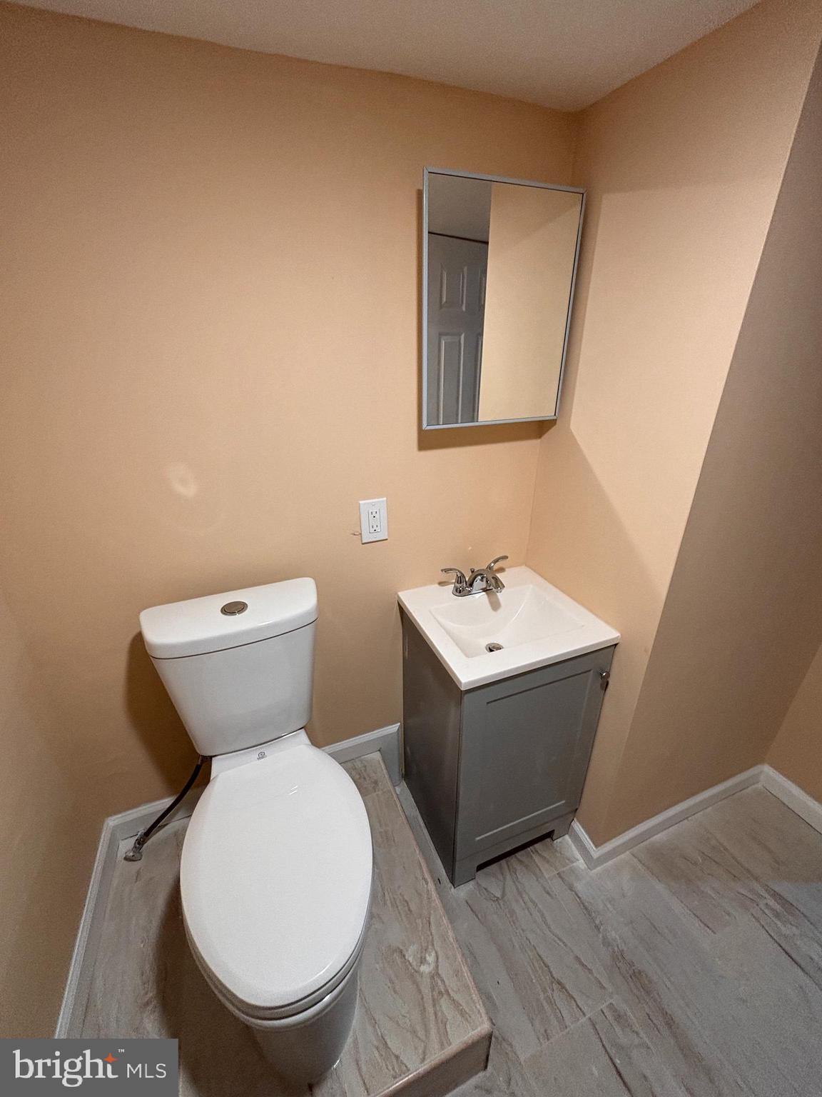 1616 North Redfield Street Philadelphia, PA 19151 - Photo 36 of 42 Half bathroom