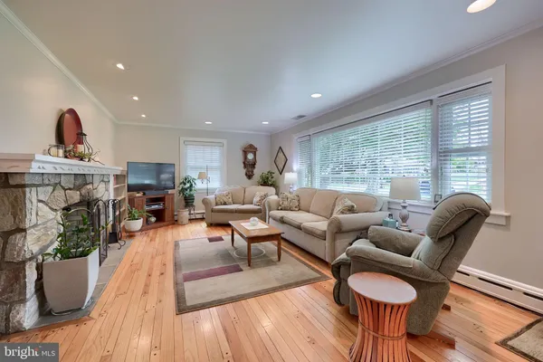 $575,000 | 243 Primrose Avenue, Lancaster, PA 17601