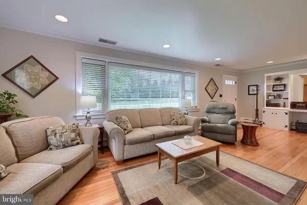 $575,000 | 243 Primrose Avenue, Lancaster, PA 17601
