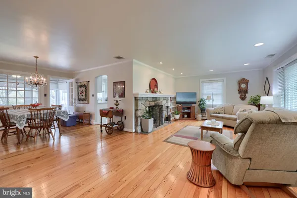 $575,000 | 243 Primrose Avenue, Lancaster, PA 17601