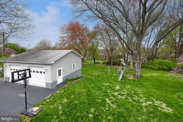$575,000 | 243 Primrose Avenue, Lancaster, PA 17601
