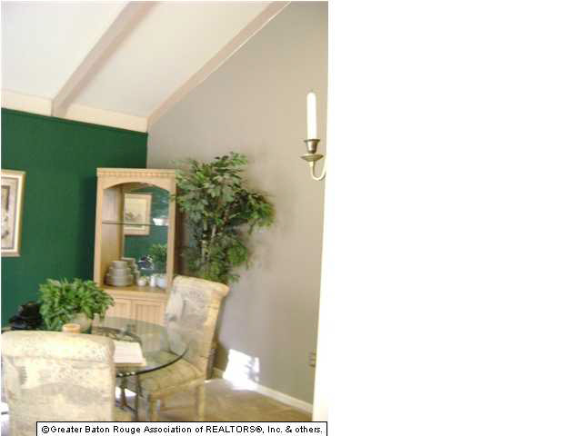 15639 Springwood Avenue Baton Rouge, LA 70817 - Photo 7 of 12 Gallery Image 7