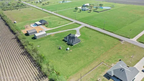 $410,000 | 1103 Belle Place Olivier Road, New Iberia, LA 70563