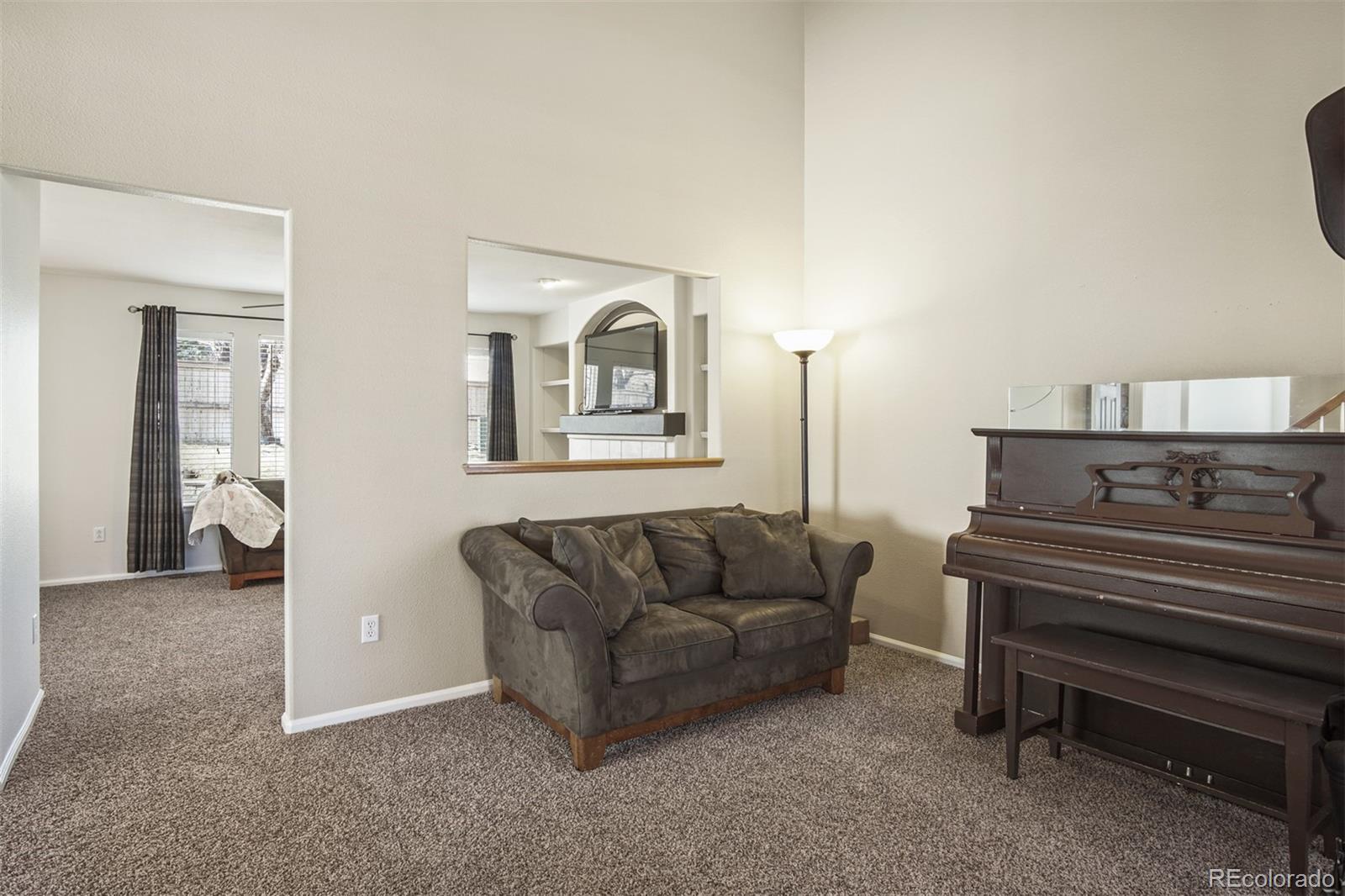 9481 High Cliffe Street Highlands Ranch, CO 80129 - Photo 6 of 27 Gallery Image 6