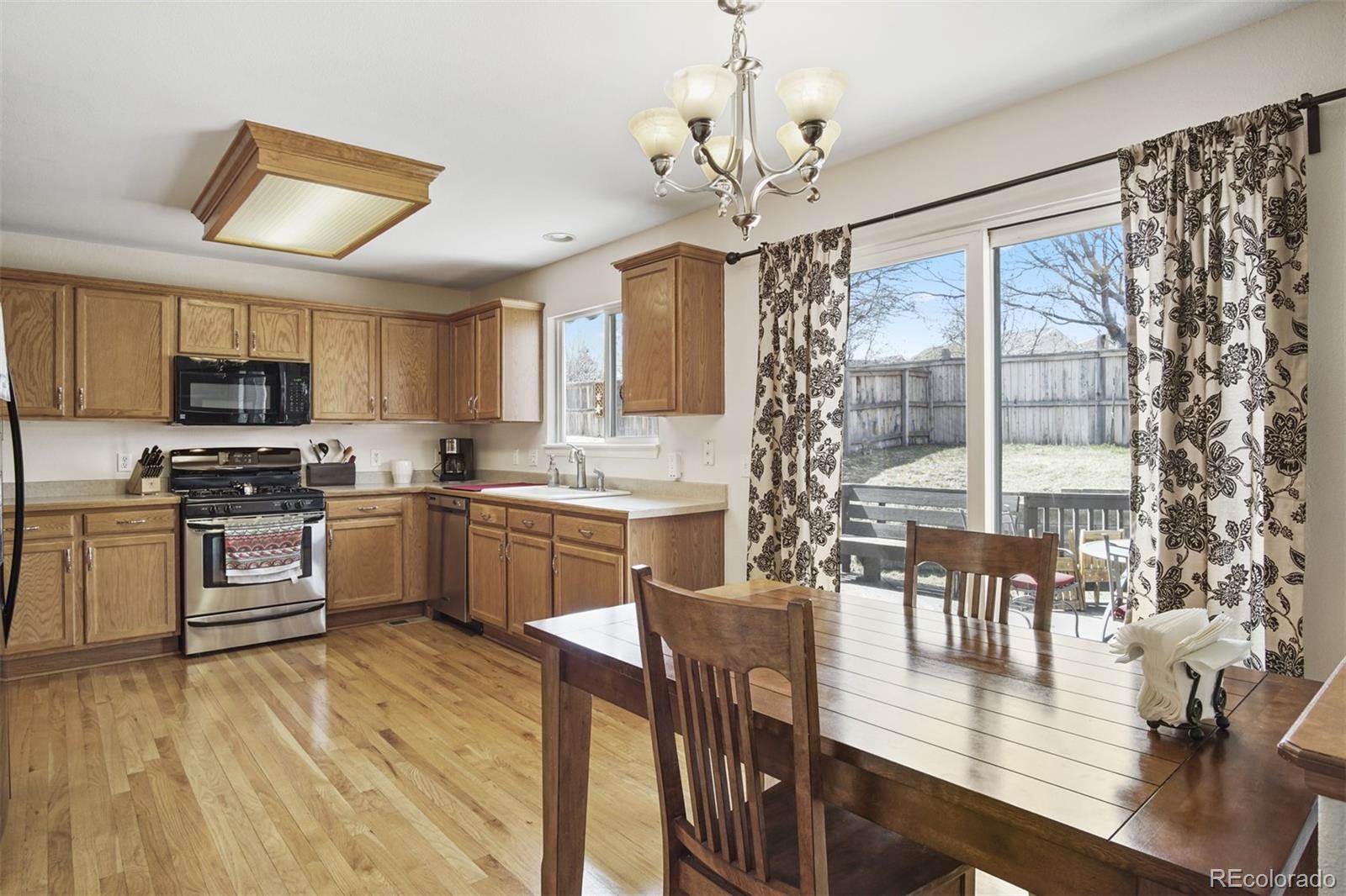 9481 High Cliffe Street Highlands Ranch, CO 80129 - Photo 10 of 27 Gallery Image 10