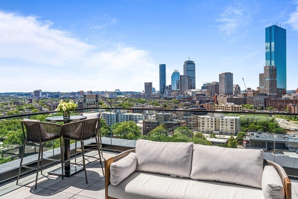 100 Shawmut Avenue, Unit 301 Boston, MA 02118 - Photo 2 of 20