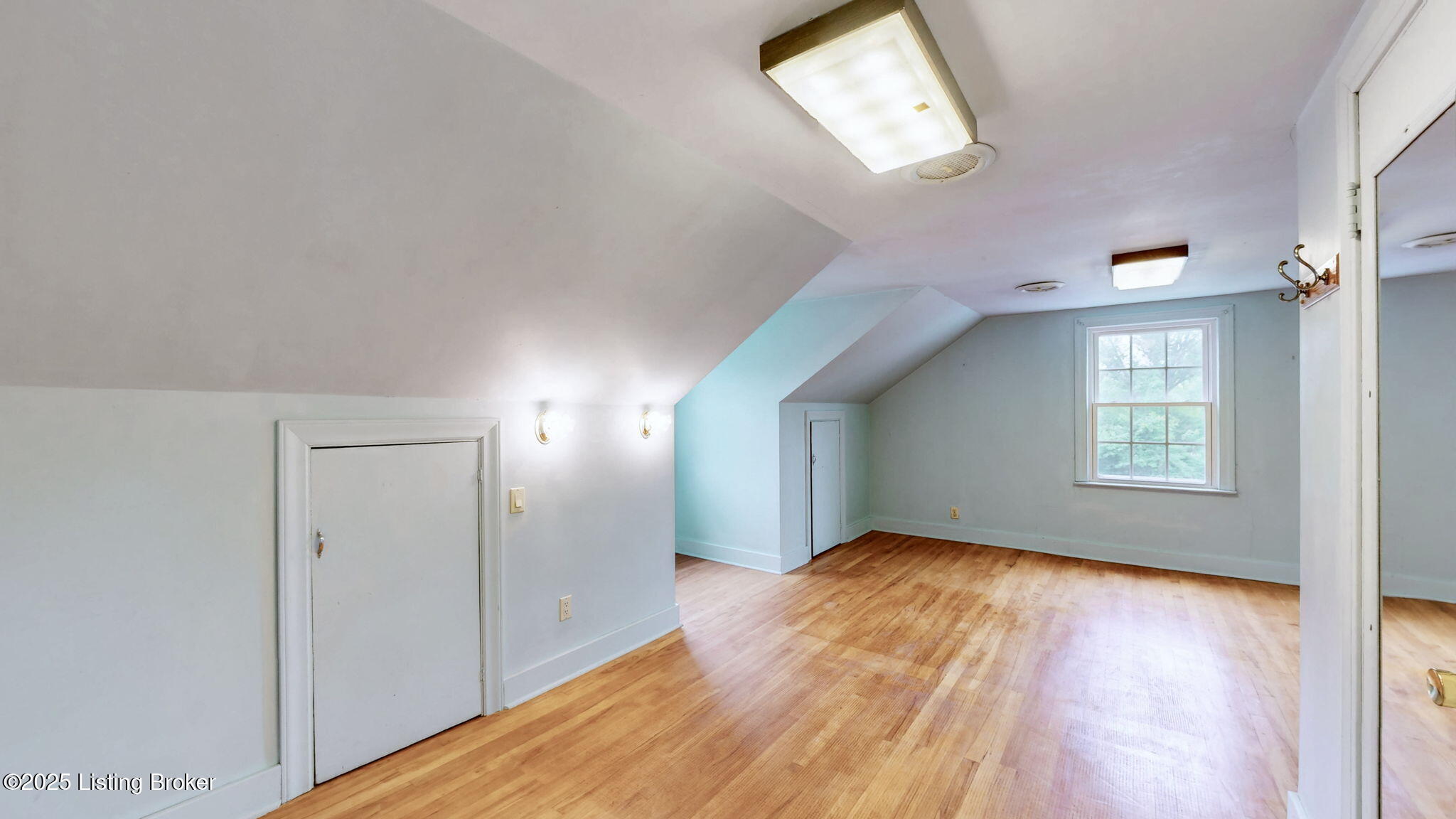 5801 Billtown Road Louisville, KY 40299 - Photo 24 of 69 Bedroom #2 on 2nd floor. (Bedroom #4)