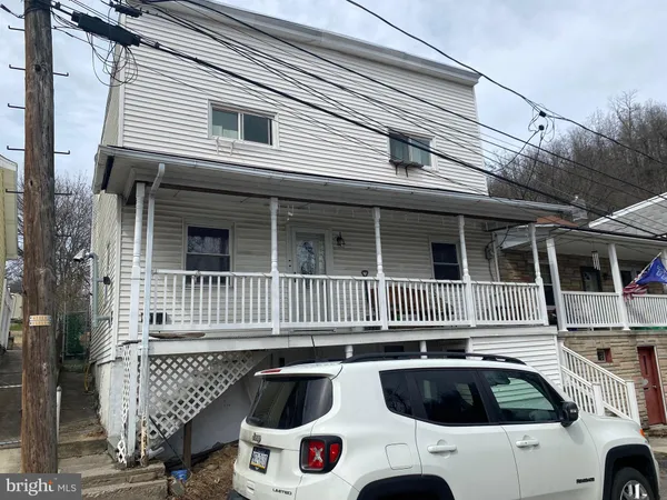 $110,000 | 332-334 Arnot Street, St. Clair, PA 17970