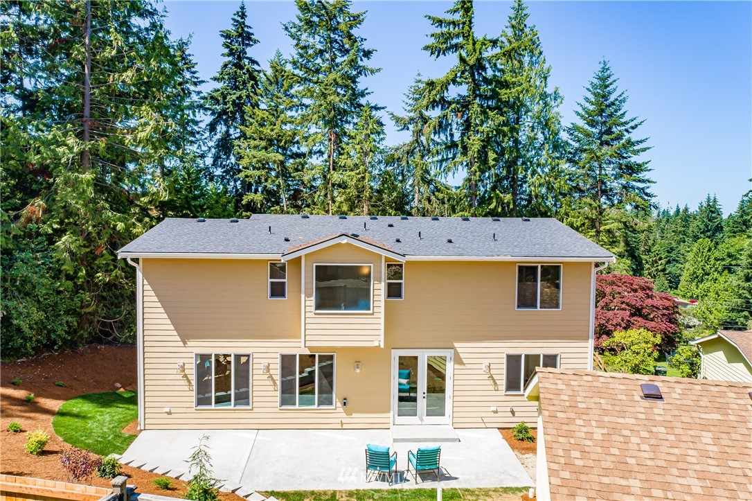 7329 182nd Street Southwest Edmonds, WA 98026 - Photo 3 of 36 Gallery Image 3