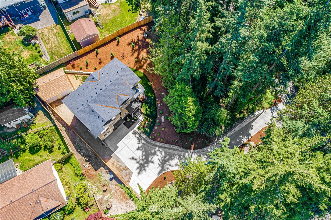 7329 182nd Street Southwest Edmonds, WA 98026 - Photo 35 of 36 Gallery Image 35