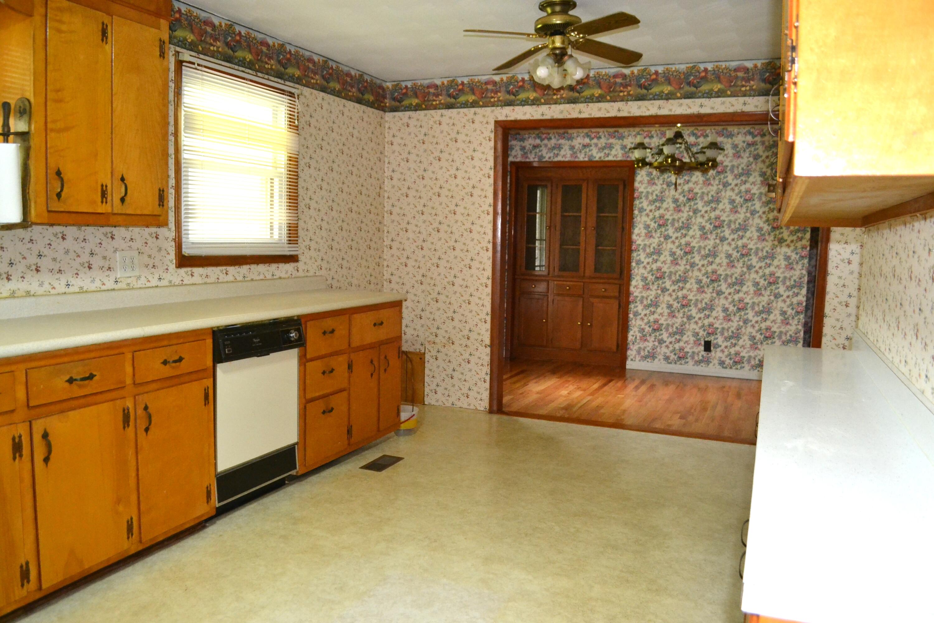 19660 Pairgin Road Bristol, VA 24202 - Photo 25 of 28 DSC_0312