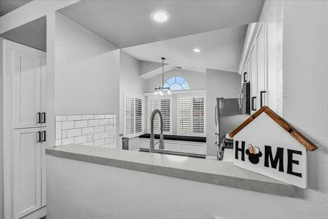 $485,000 | 6066 Creek Bend Drive, Riverbank, CA 95367