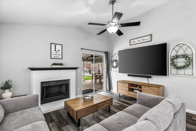 $485,000 | 6066 Creek Bend Drive, Riverbank, CA 95367