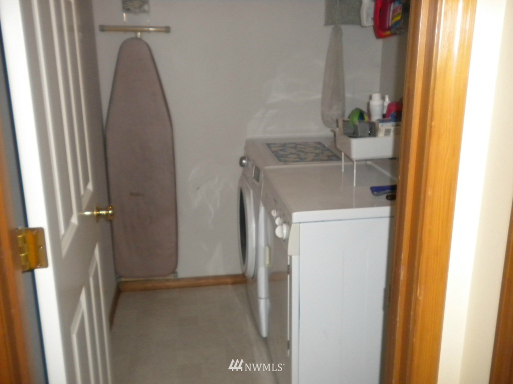 1639 Monroe Avenue Northeast Renton, WA 98056 - Photo 14 of 14 Gallery Image 14