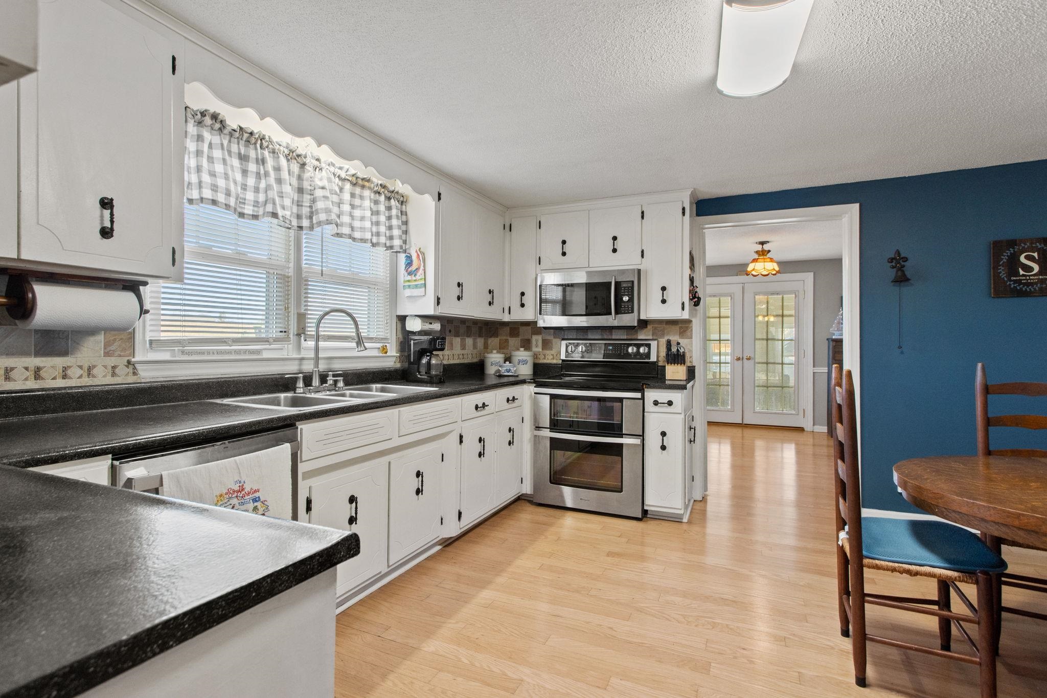 306 State Rd S-42-299 Chesnee, SC 29323 - Photo 7 of 38