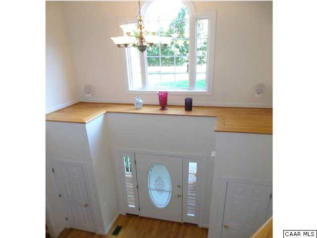 16 Vine Ridge Drive Palmyra, VA 22963 - Photo 11 of 30 a utility room with window and dryer