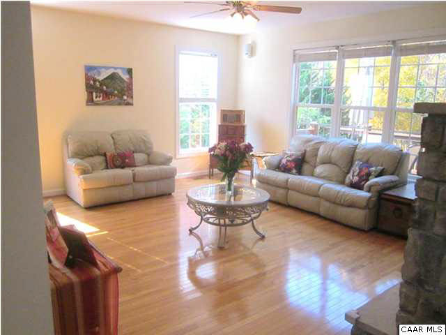 16 Vine Ridge Drive Palmyra, VA 22963 - Photo 4 of 30 a living room with furniture and a large window