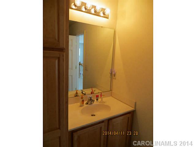 1011 Silver Springs Road, Unit 206 Fort Mill, SC 29715 - Photo 9 of 16 Gallery Image 9