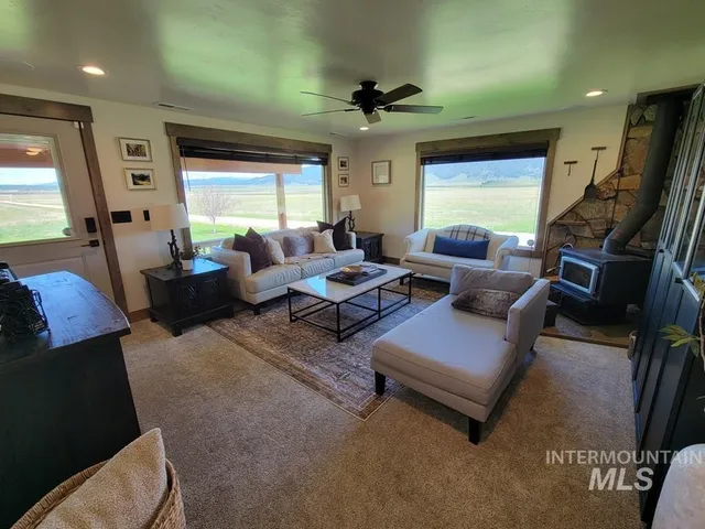 $3,199,900 | 31-33 Bacon Creek Road, Cascade, ID 83611