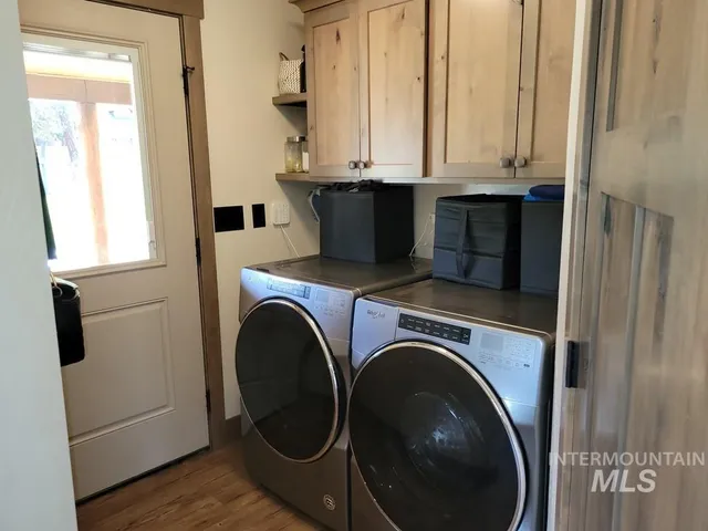 $3,199,900 | 31-33 Bacon Creek Road, Cascade, ID 83611