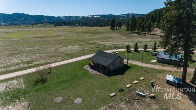 $3,199,900 | 31-33 Bacon Creek Road, Cascade, ID 83611