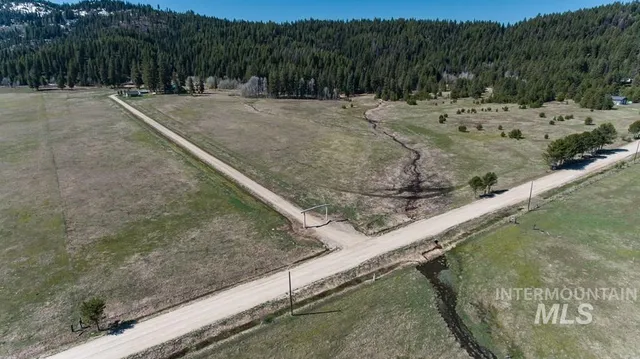 $3,199,900 | 31-33 Bacon Creek Road, Cascade, ID 83611