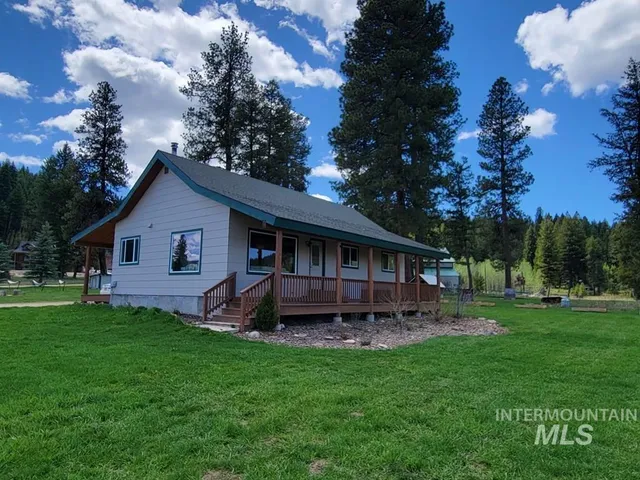 $3,199,900 | 31-33 Bacon Creek Road, Cascade, ID 83611