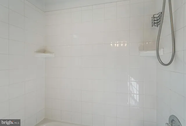 $2,800 | 2836 South Abingdon Street, Arlington, VA 22206