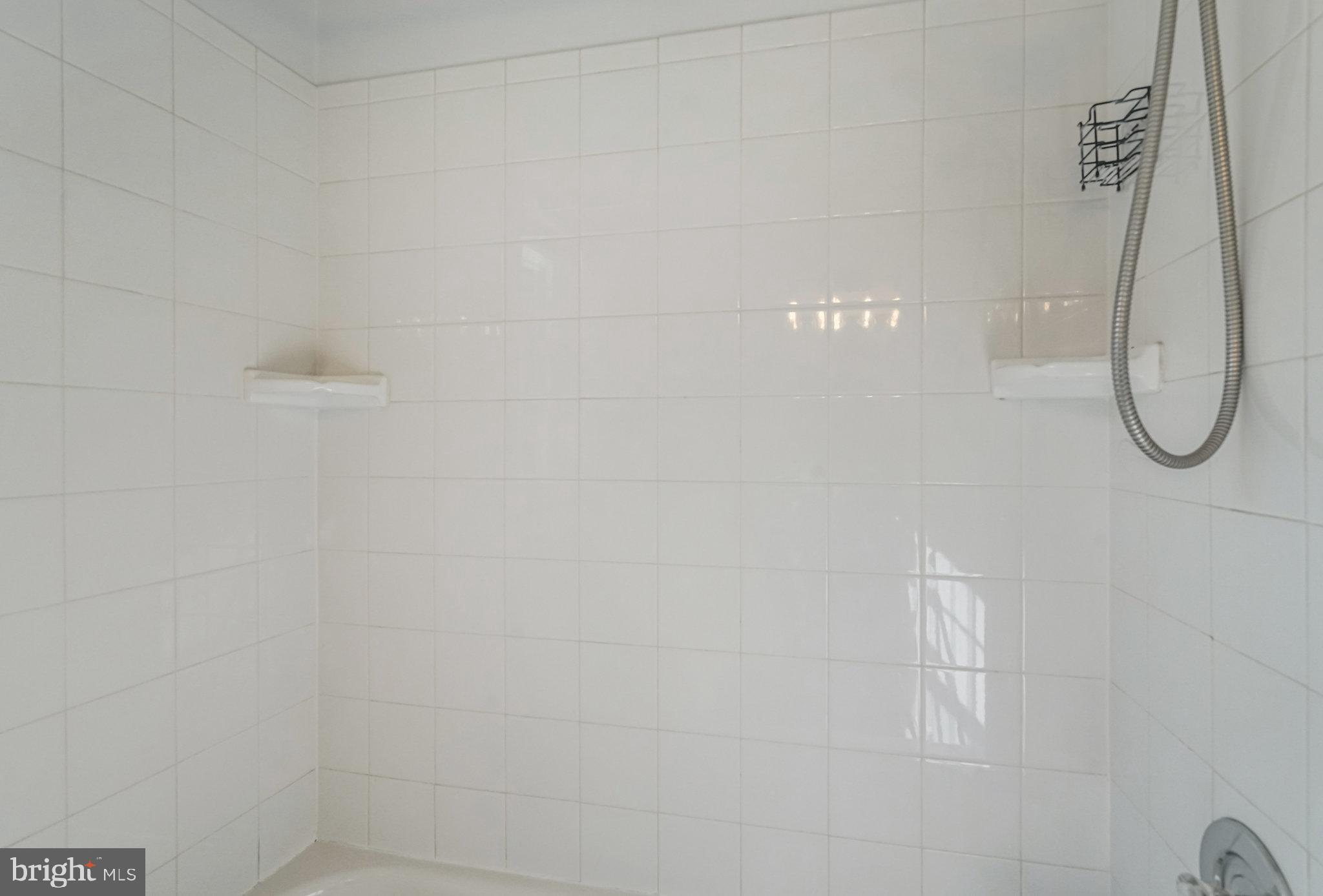 2836 South Abingdon Street Arlington, VA 22206 - Photo 17 of 34