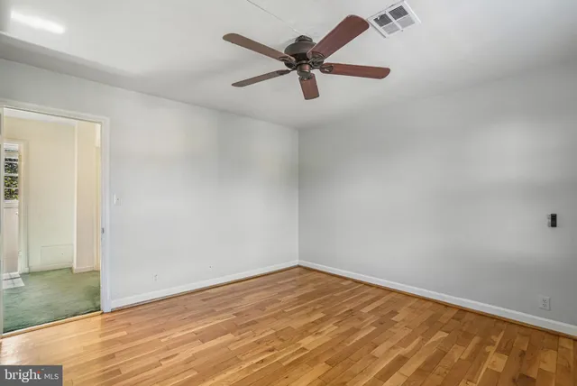 $2,800 | 2836 South Abingdon Street, Arlington, VA 22206