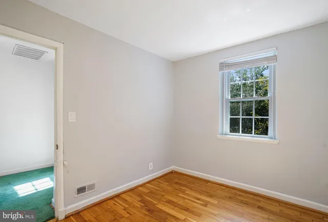 $2,800 | 2836 South Abingdon Street, Arlington, VA 22206