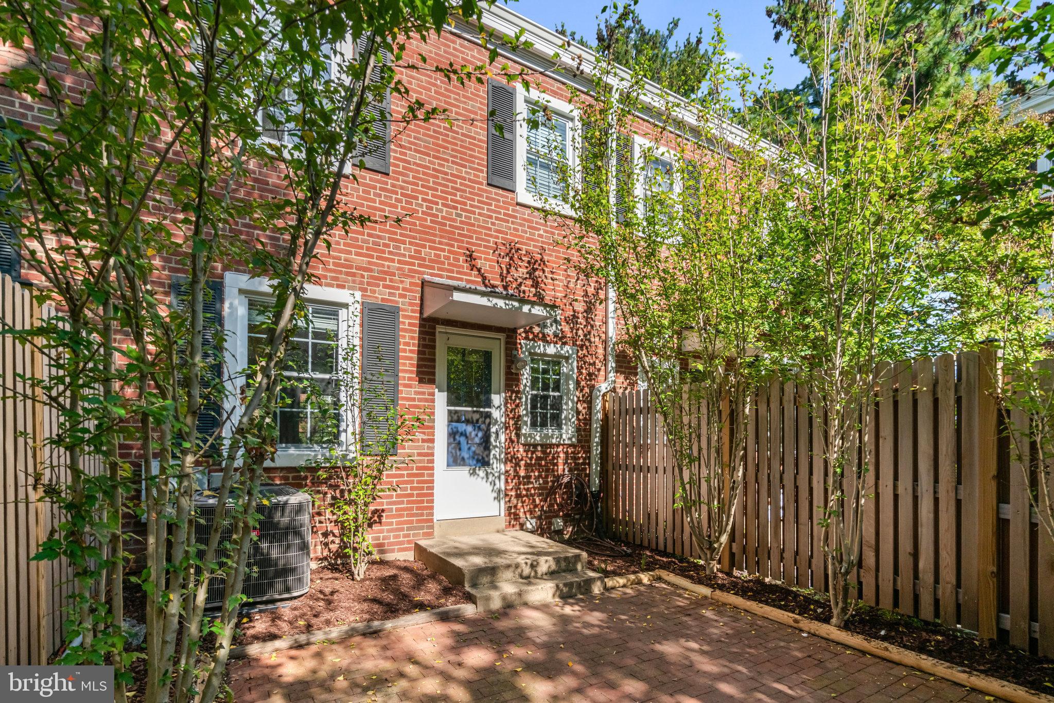 2836 South Abingdon Street Arlington, VA 22206 - Photo 33 of 34