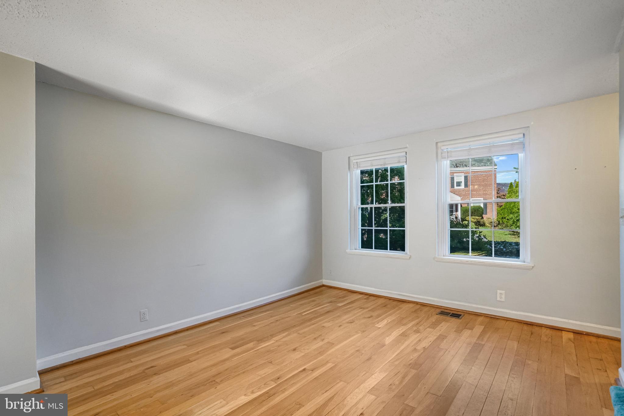 2836 South Abingdon Street Arlington, VA 22206 - Photo 9 of 34