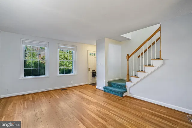 $2,800 | 2836 South Abingdon Street, Arlington, VA 22206