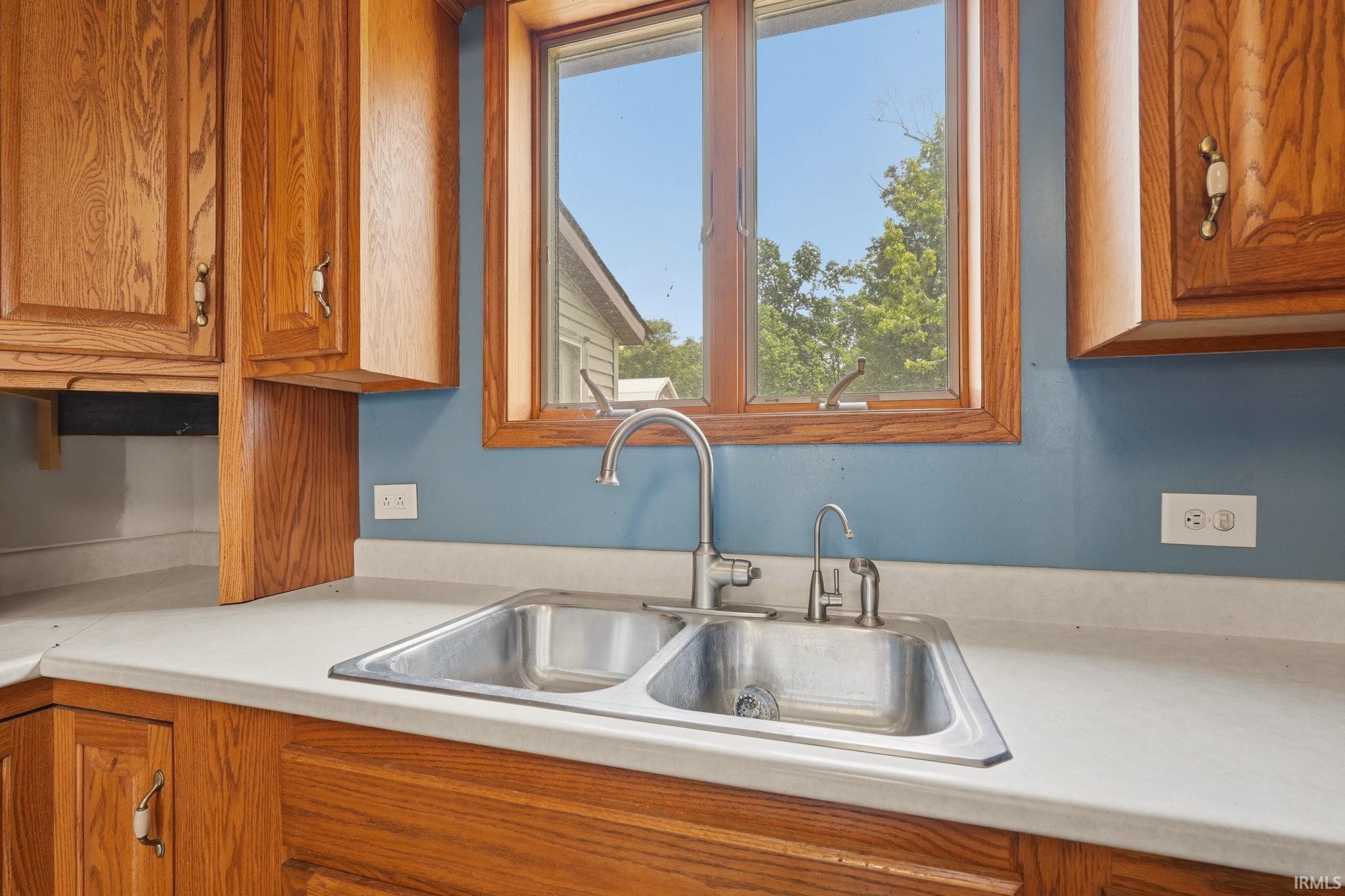 10147 North Meridian Road Ossian, IN 46777 - Photo 6 of 48