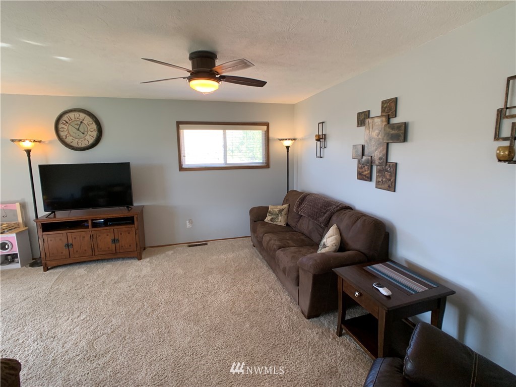 17109 Johnson Road Northwest Ephrata, WA 98823 - Photo 8 of 21 Gallery Image 8
