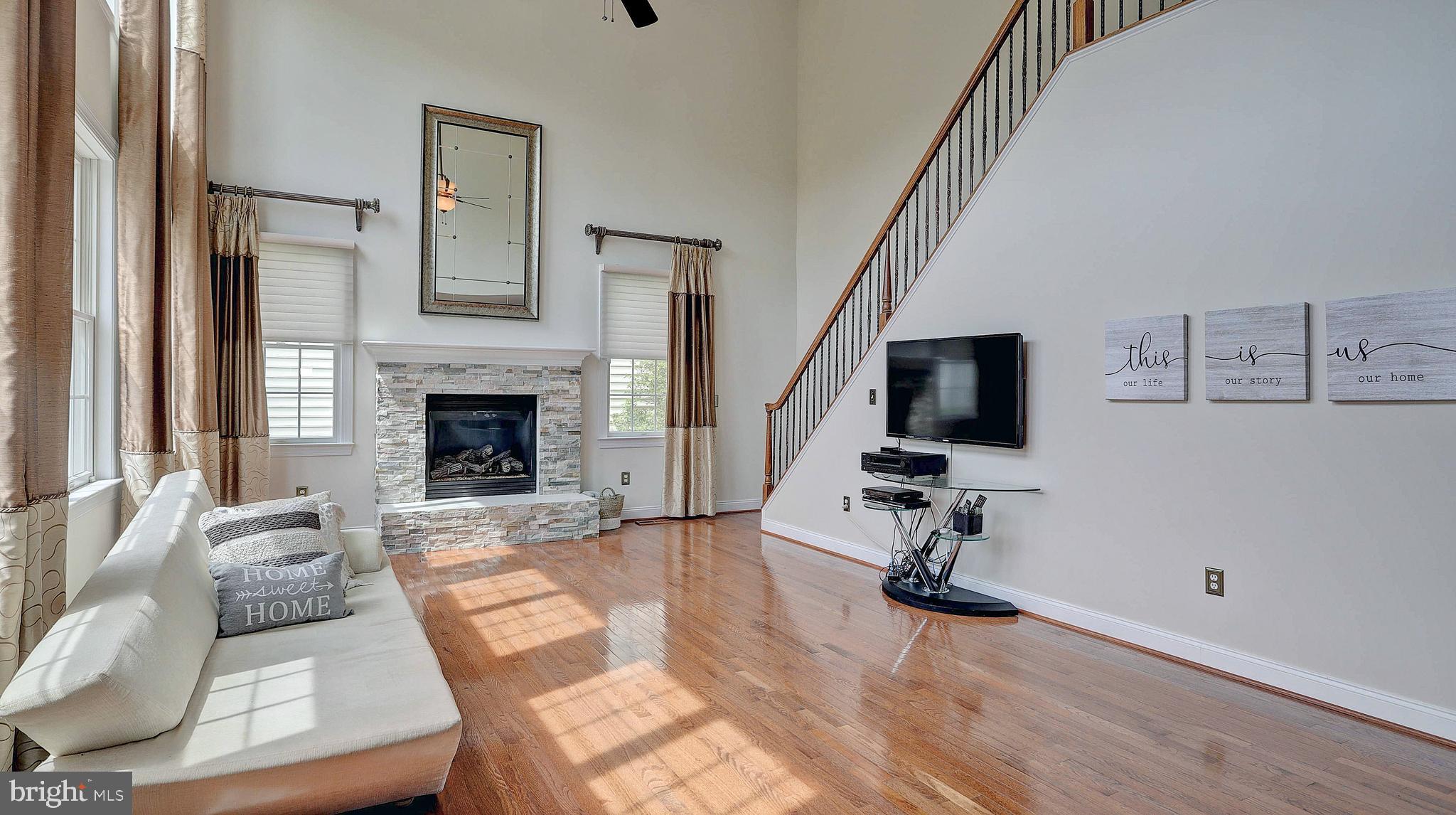 11303 Marlboro Ridge Road Upper Marlboro, MD 20772 - Photo 21 of 51 2 Story Family Room