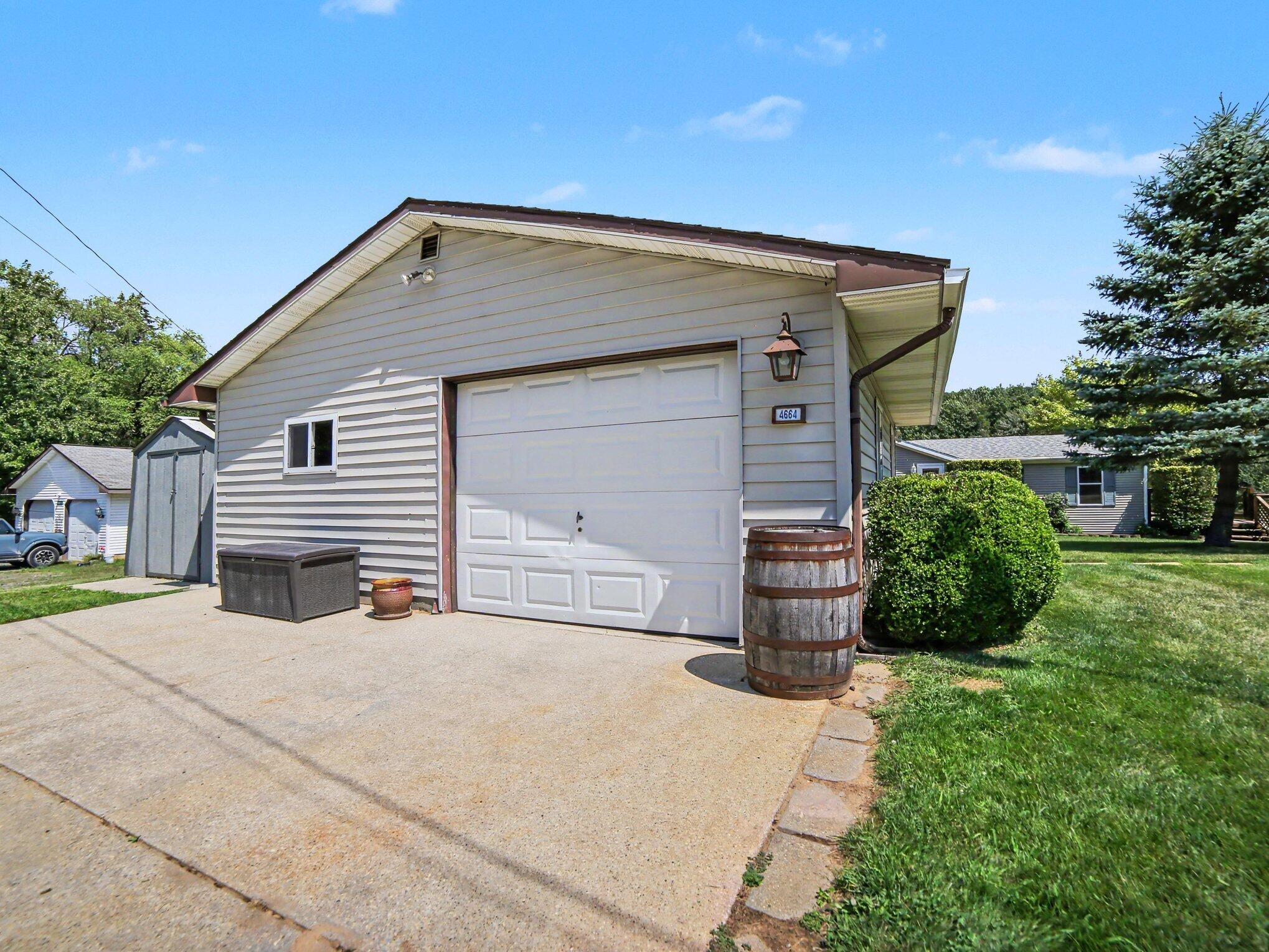 4664 South Eden Lake Road Custer, MI 49405 - Photo 9 of 48 Detached Garage