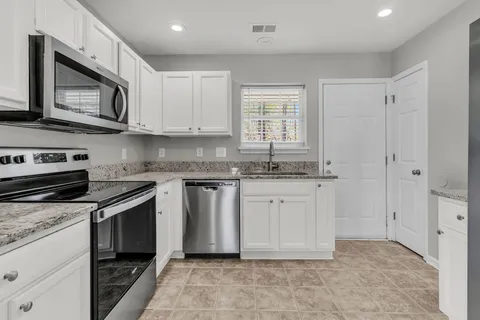 $1,950 | 1315 Island Club Drive, Unit A, Charleston, SC 29492