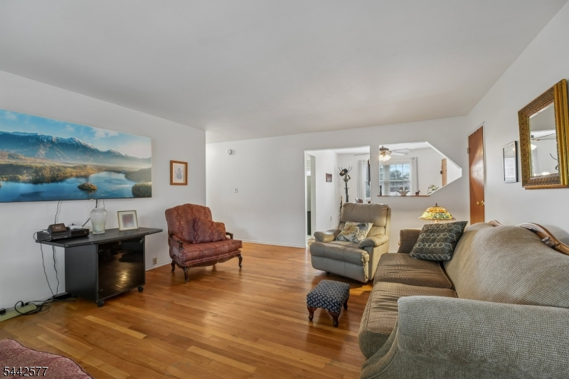 1255B Valley Road, Unit A Wayne, NJ 07470 - Photo 7 of 25