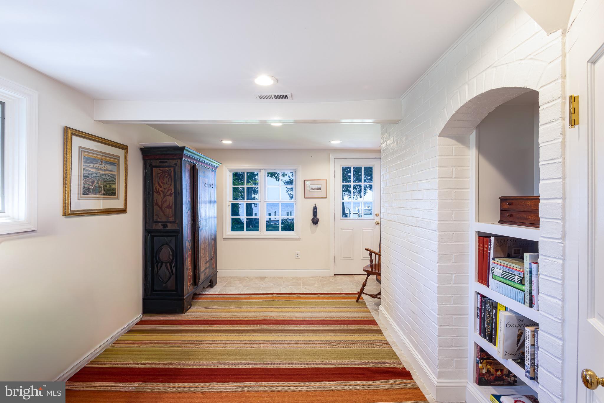 24878 West Ferry Neck Road Royal Oak, MD 21662 - Photo 43 of 74 Mudroom virtual without desk